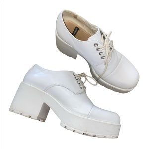White Leather Vagabond Dioon Oxfords